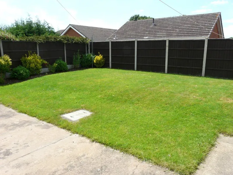 Lincoln Bishop // Large 5 Bed house // SEP 2026 - Image 8